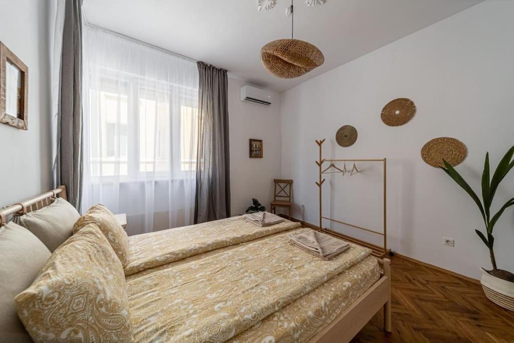 Bohohome 2 Next To The Main Street Sofia Exterior foto